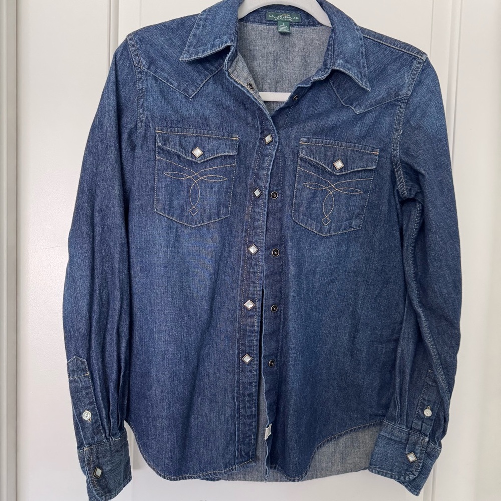 Women’s Ralph Lauren denim tailored pearl snap small long sleeve western shirt